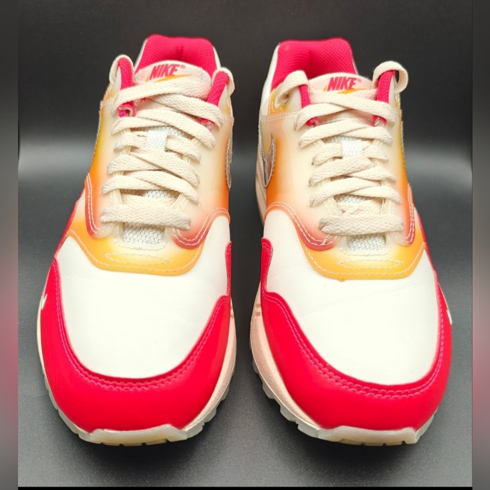 RED NIKE AIR MAX 1 SOFT VINLY